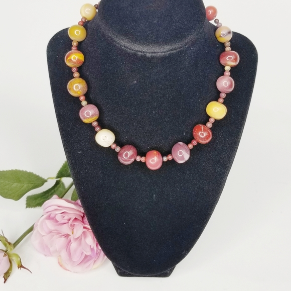 Natural Agate Stone Bead Choker Necklace - Picture 5 of 11